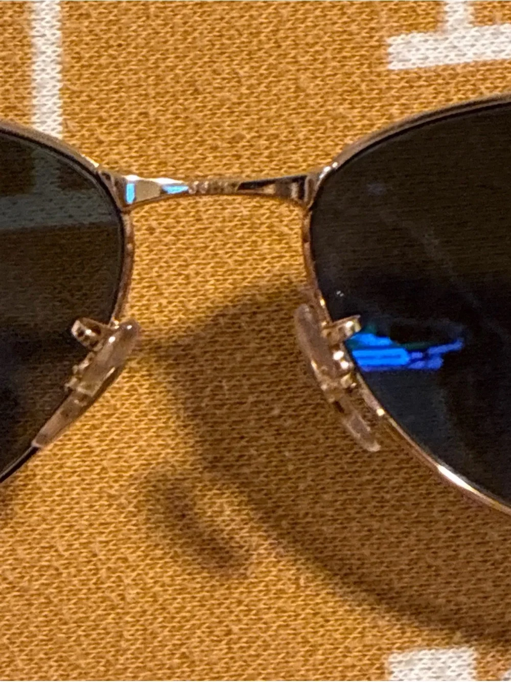 Ray-Ban Gold Frame Blue Gradient Lens Aviator Sunglasses